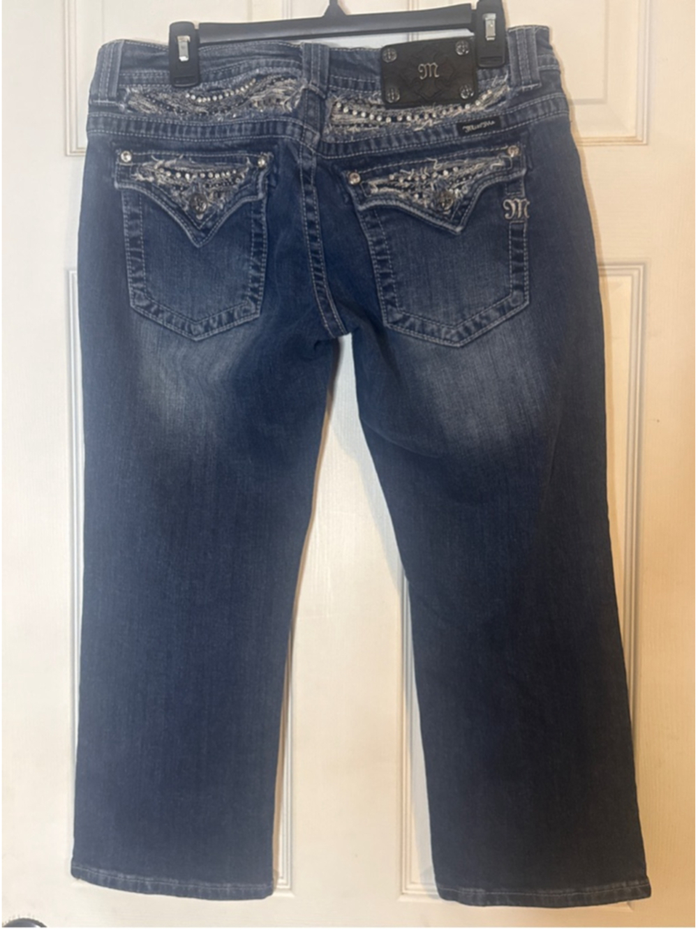 Miss Me Blue Ankle & Cropped Jeans Size 31 with Silver Embellishments - Picture 2 of 3